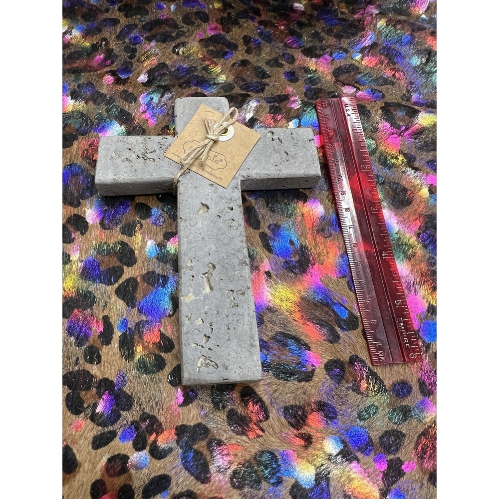 Mud Pie - Gray Travertine Cross - 2021 33521‎